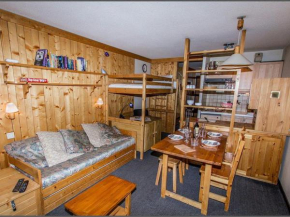 Studio Cabine Confort · Centre de Val d'Isère · Balcon Sud · Près des Pistes - FR-1-518-122